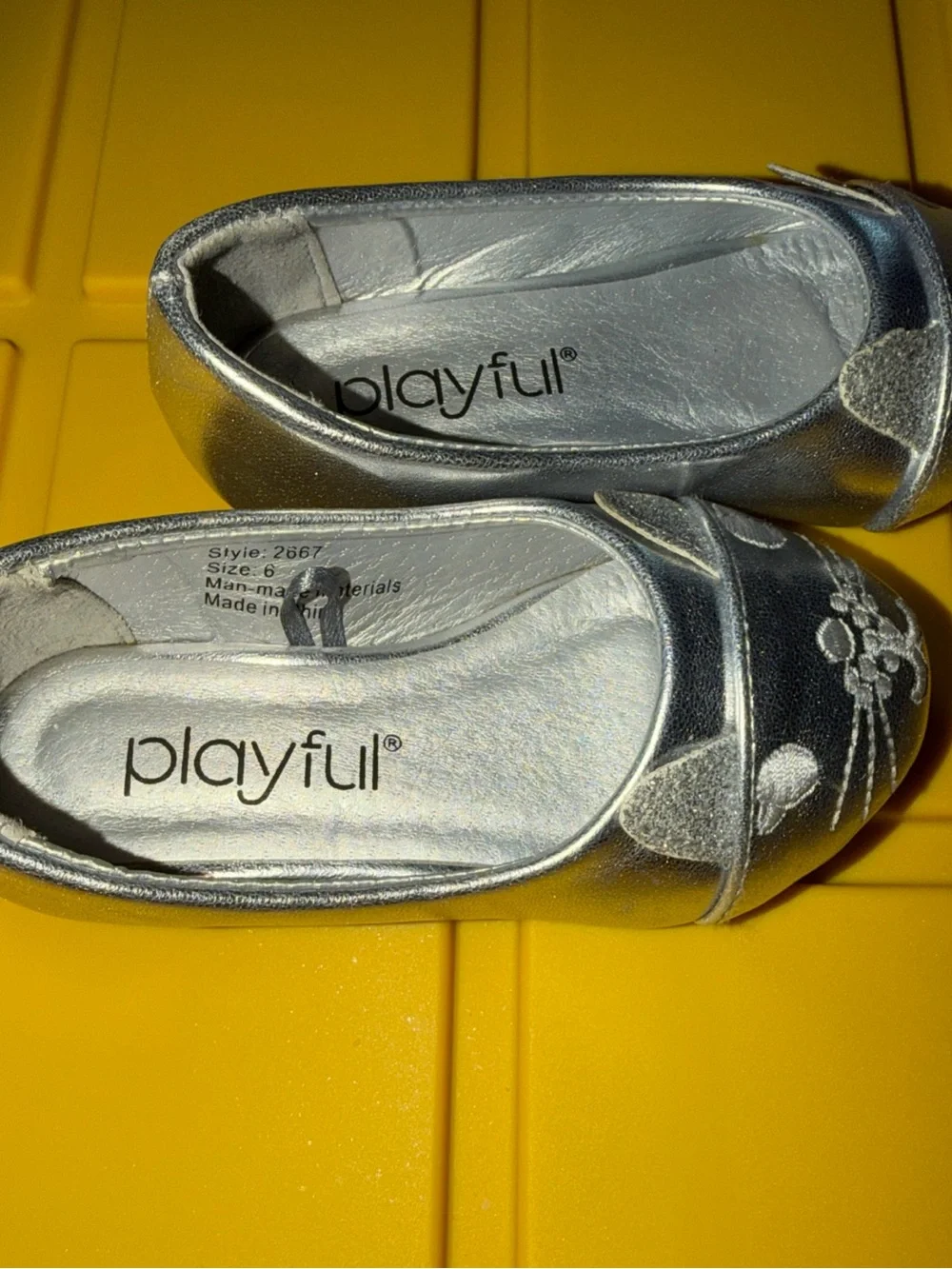 Playful® Silver Kids Cat-Accent Ballet Flats with Glitter Ears